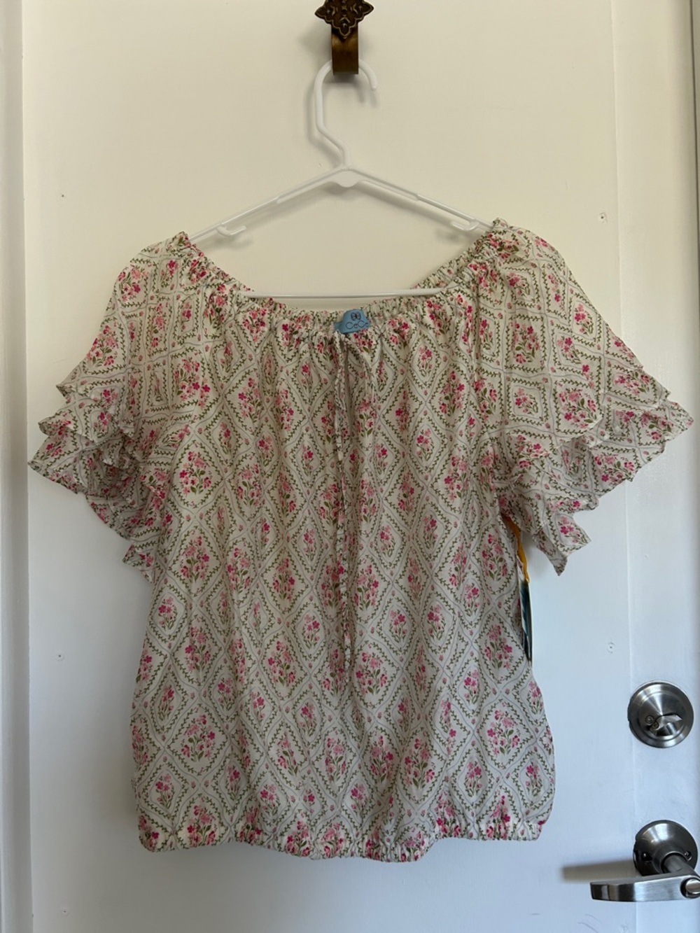 CeCe Cream Floral Peasant Top with Pink Accents